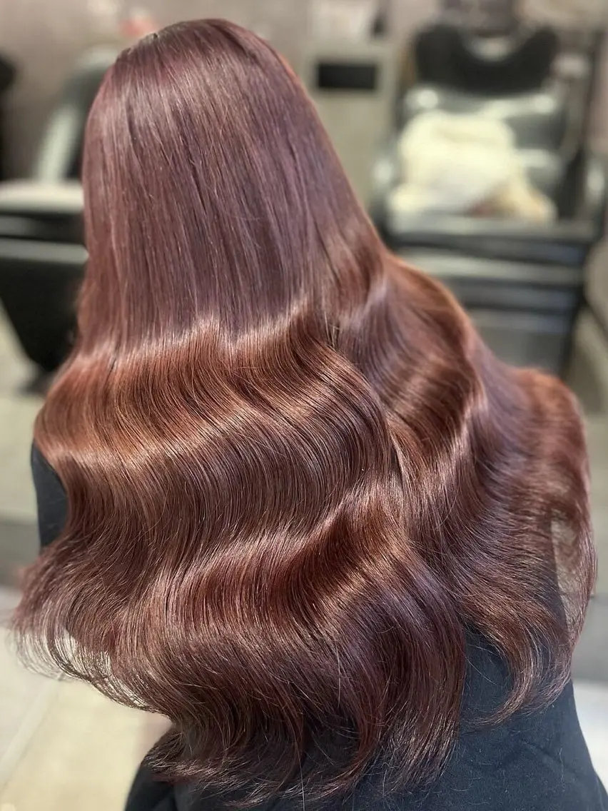 ロング カラー カシス レッドカラー ヘアカラー トリートメント 🍒さき🍒大宮/ 透明感カラーのヘアスタイル
