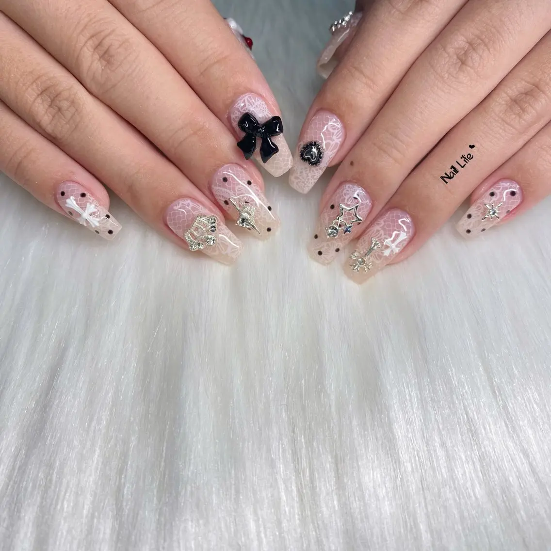 ネイル アートネイル ハンドネイル Nail Lifeのネイルデザイン