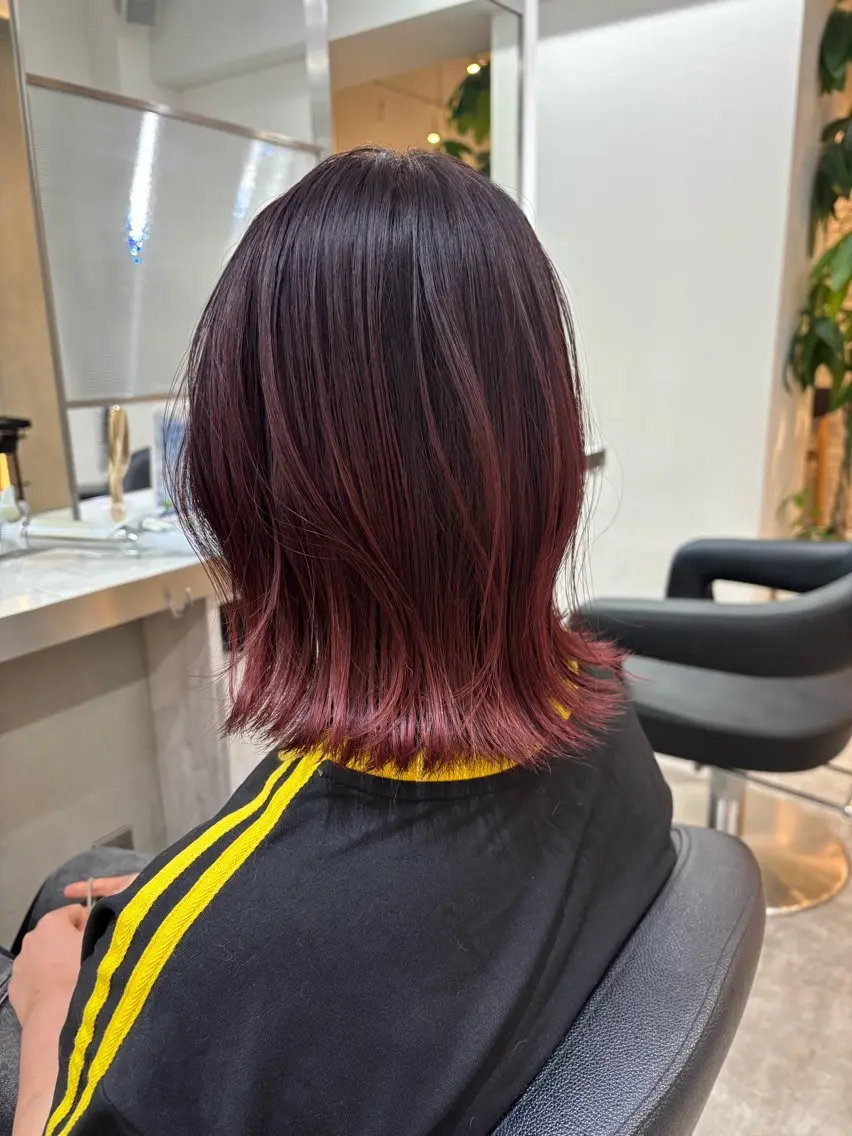 ミディアム カラー カット ヘアカラー トリートメント Viot 銀座 樋口 桃佳のヘアスタイル