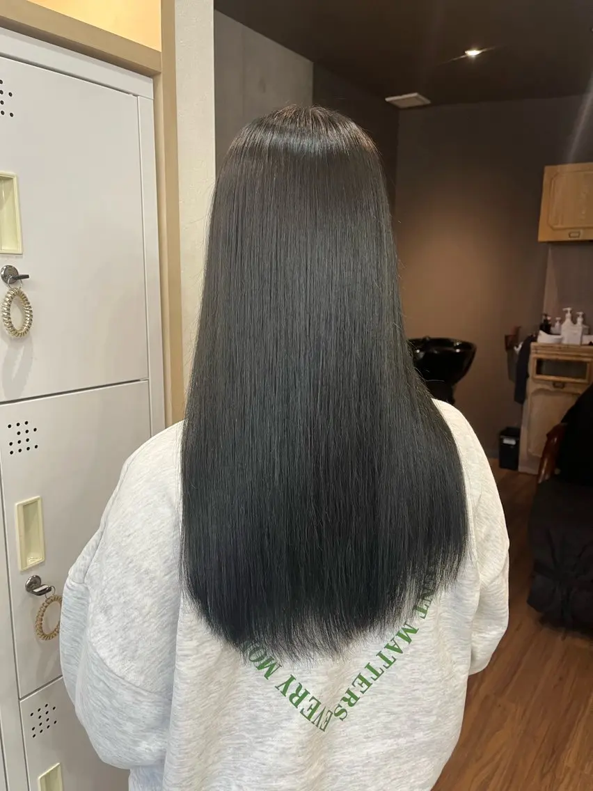 ロング ヘアカラー トリートメント 🪽髪質改善縮毛矯正 🤍MIU🤍のヘアスタイル