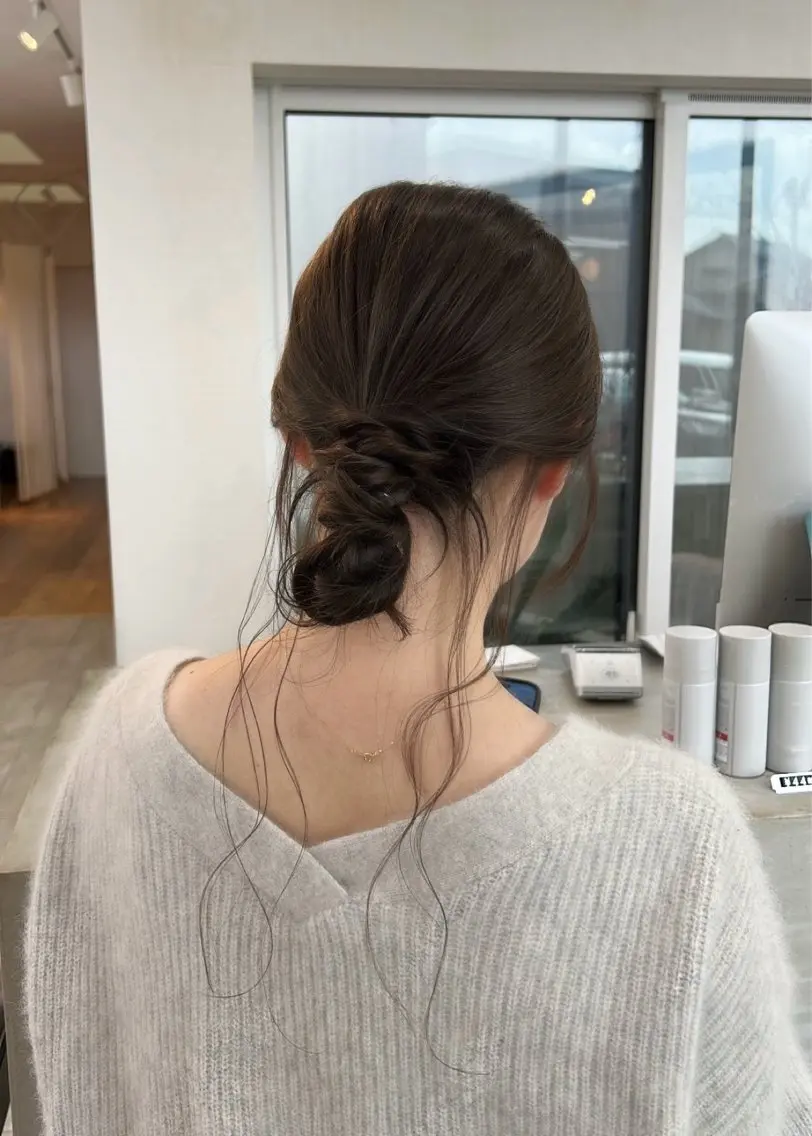 ロング ヘアアレンジ 韓国風ヘア ヘアセット suehiro yunaのヘアスタイル