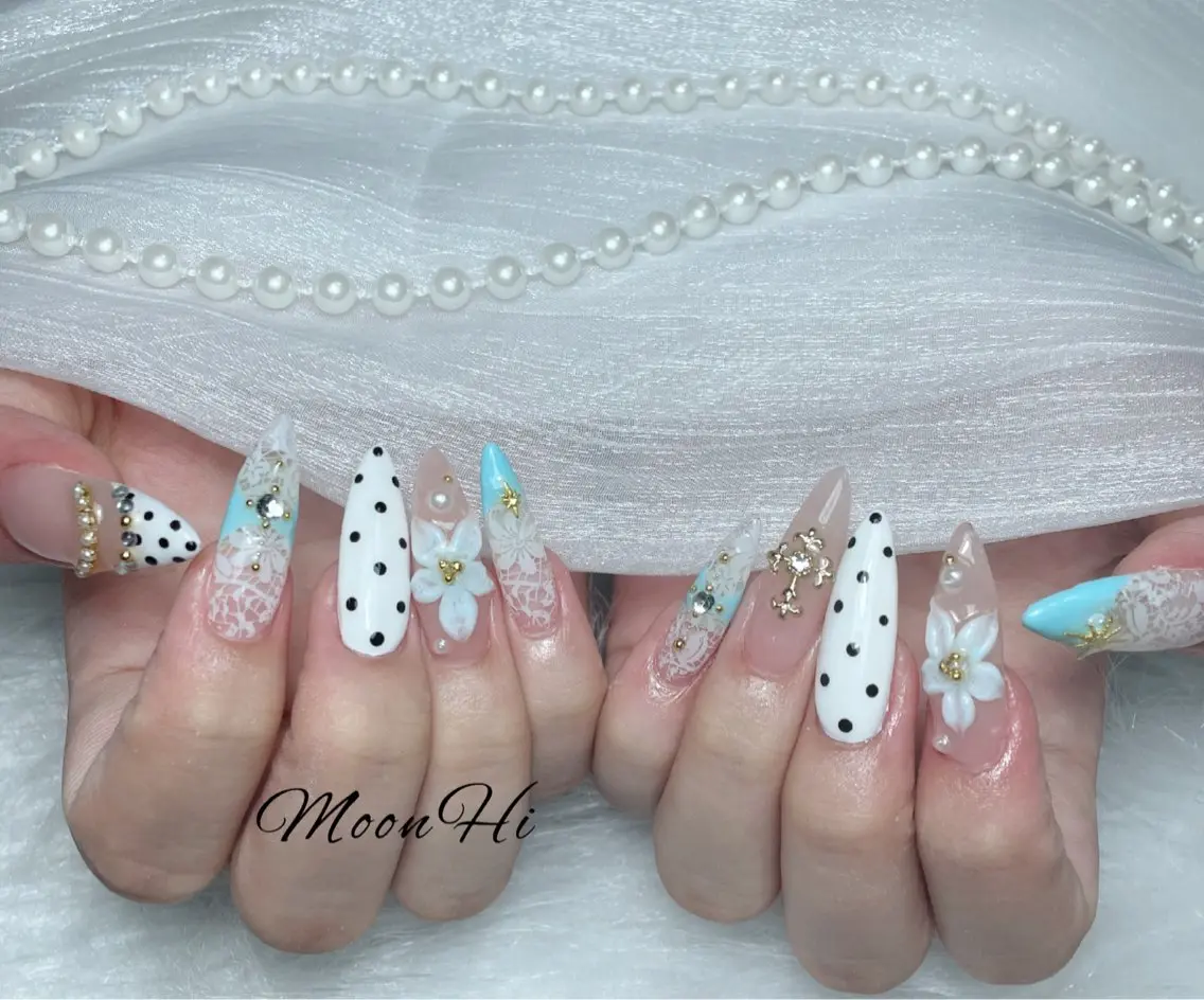 ネイル MoonHi Nail 朝霞台のネイルデザイン
