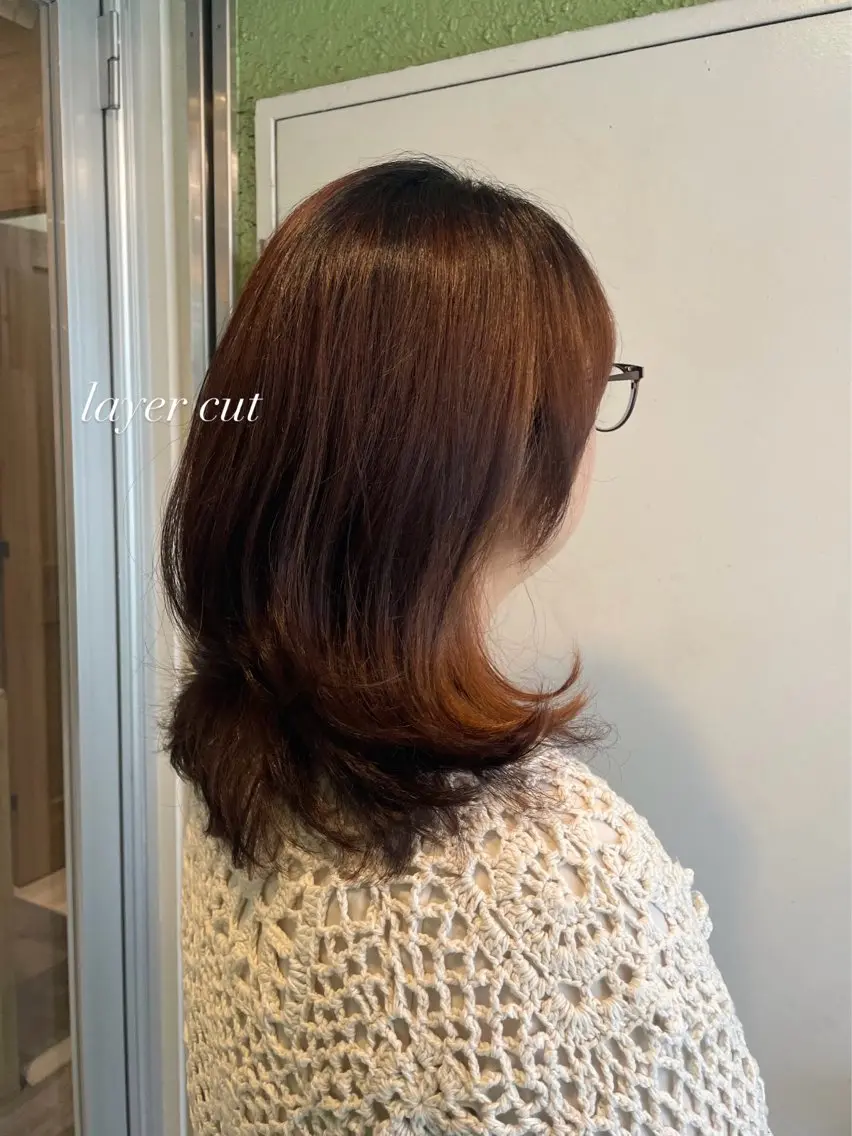 ミディアム レイヤーカット トリートメント Luna ☾ ໋のヘアスタイル