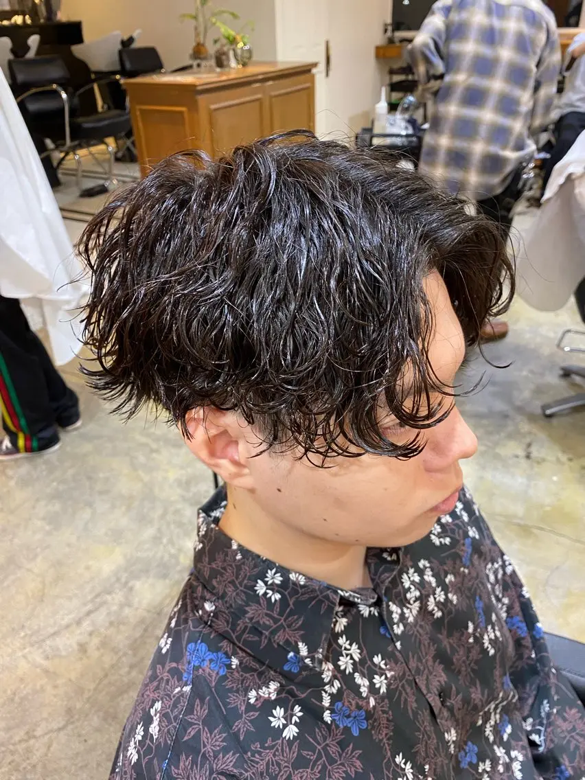 ショート パーマ メンズ カット パーマ トリートメント レイヤーボブ/ 艶カラー/サナ🌼のヘアスタイル