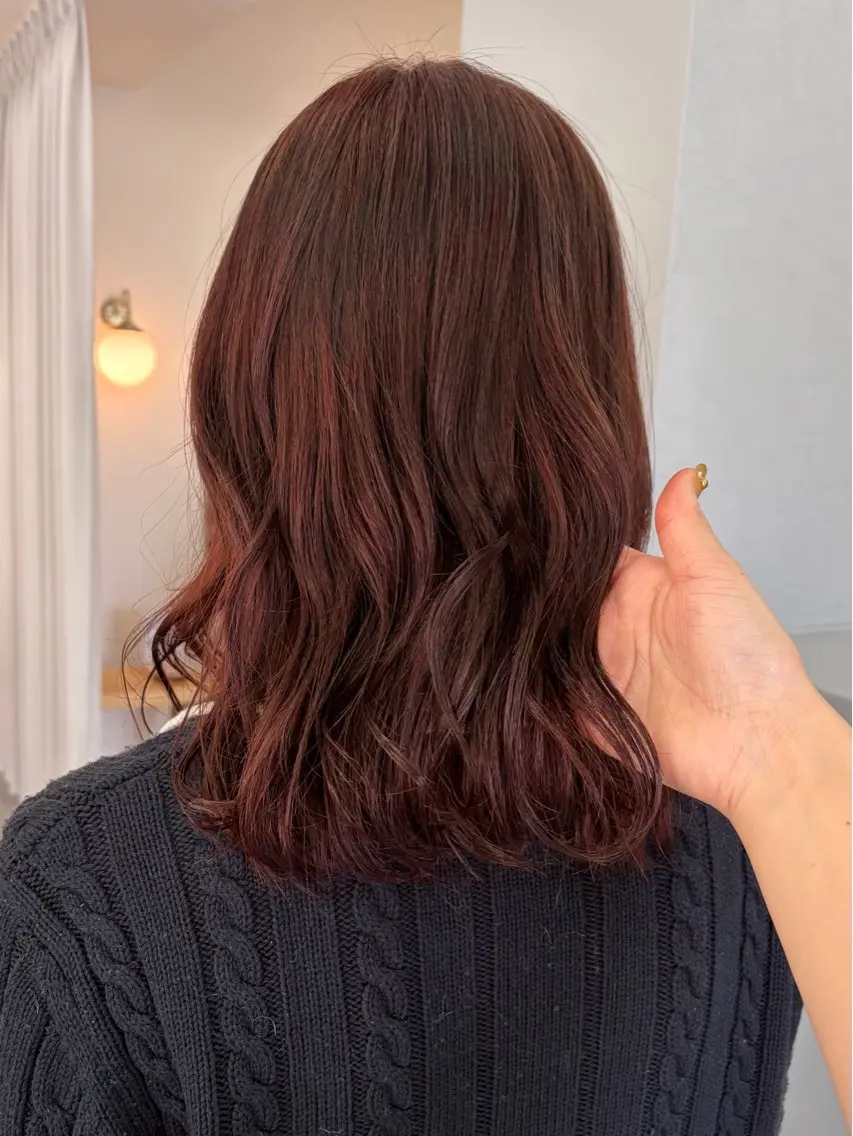 ミディアム カラー レッドカラー ヘアカラー トリートメント 駒場 まといのヘアスタイル