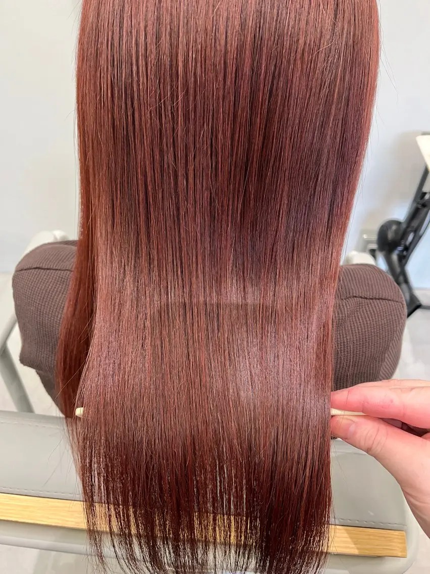 セミロング カラー 菅 樹希弥のヘアスタイル