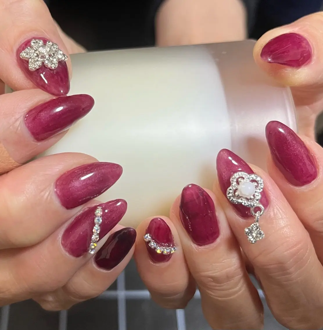 ネイル ゴージャス マグネットネイル ハンドネイル Nail ecxia ／Reikaのネイルデザイン