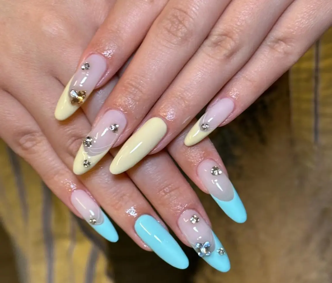 ネイル ハンドネイル 🎀 KiKi_nailのネイルデザイン