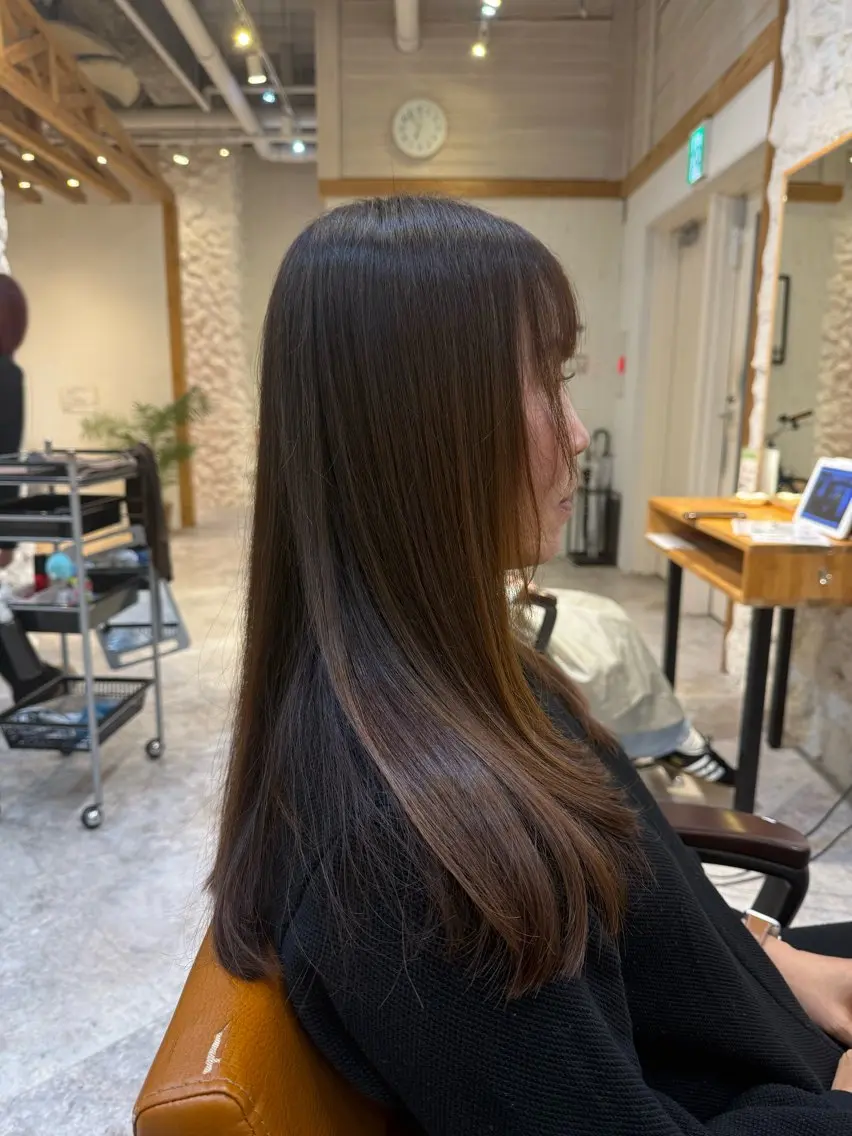 【圧倒的人気No.1】カット ＋ 高発色カラー ＋ Aujua4stepケアの写真