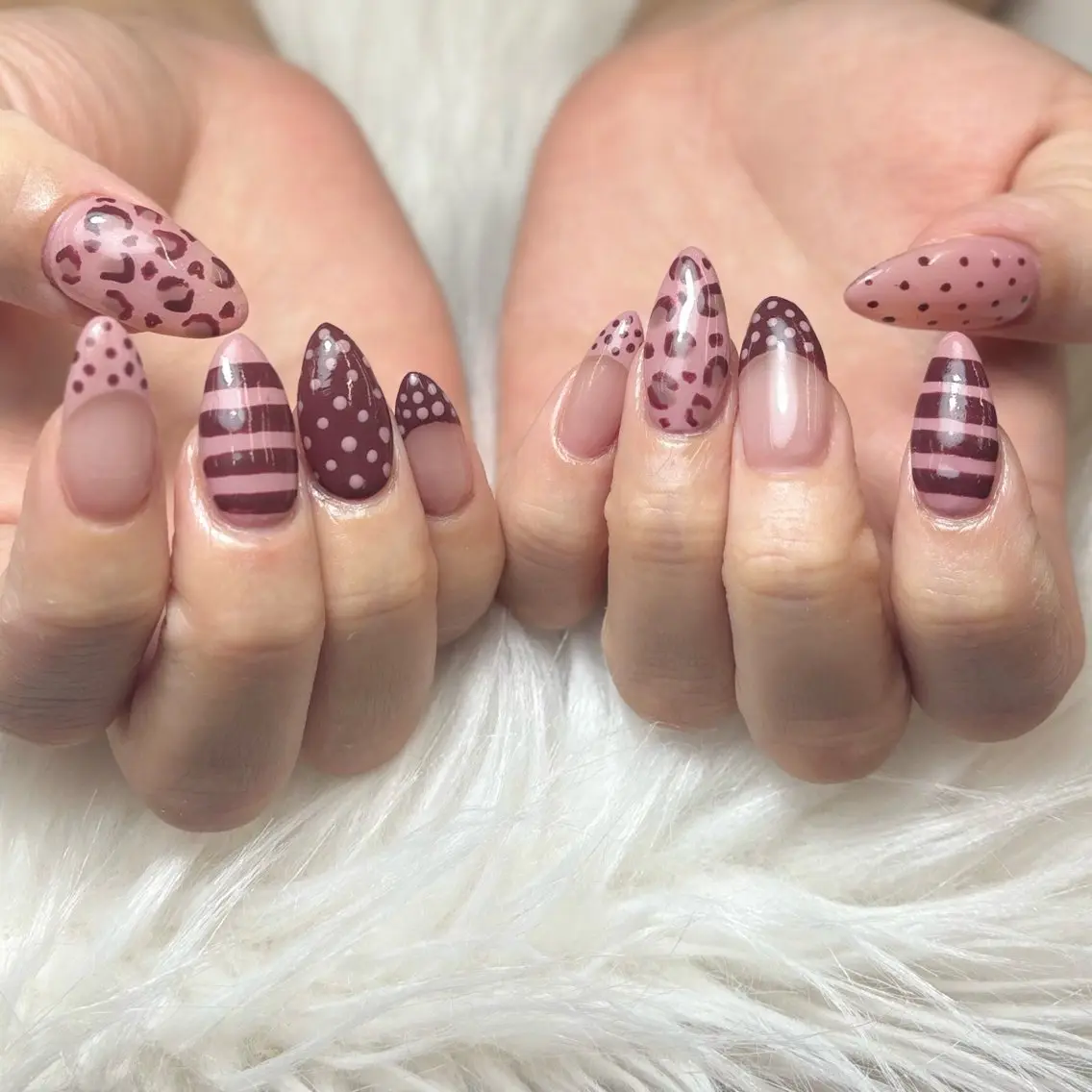 ネイル ハンドネイル NAIL atre SAEのネイルデザイン