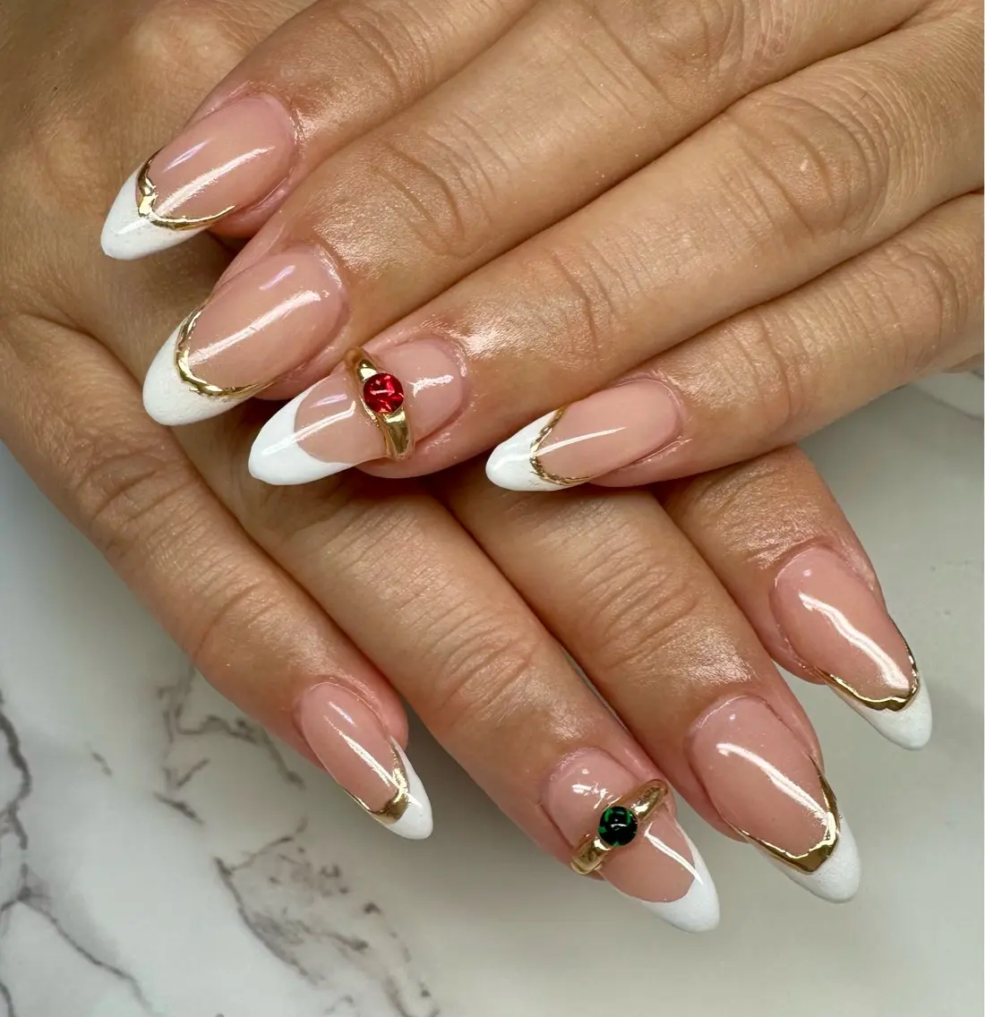 ネイル アートネイル チークネイル フレンチネイル キラキラネイル ラメ(グリッター) Mai’s nailのネイルデザイン