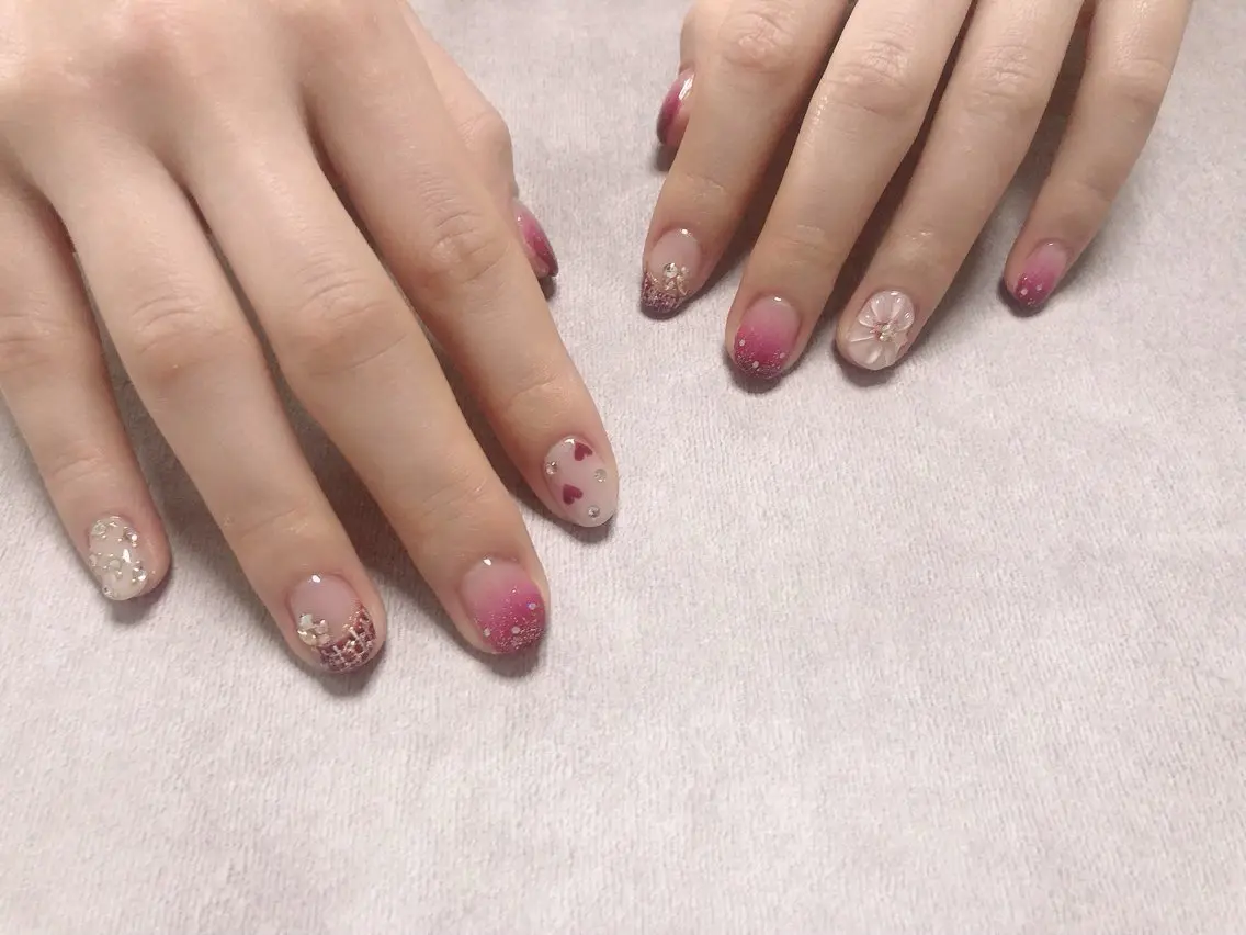 ネイル mano nella manoのネイルデザイン