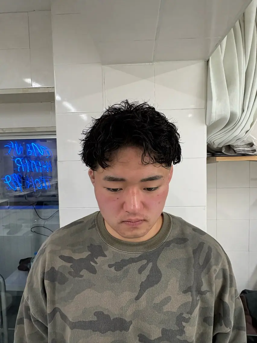 メンズ カット 社会人フェード特化 ／渋谷の雄大のヘアスタイル