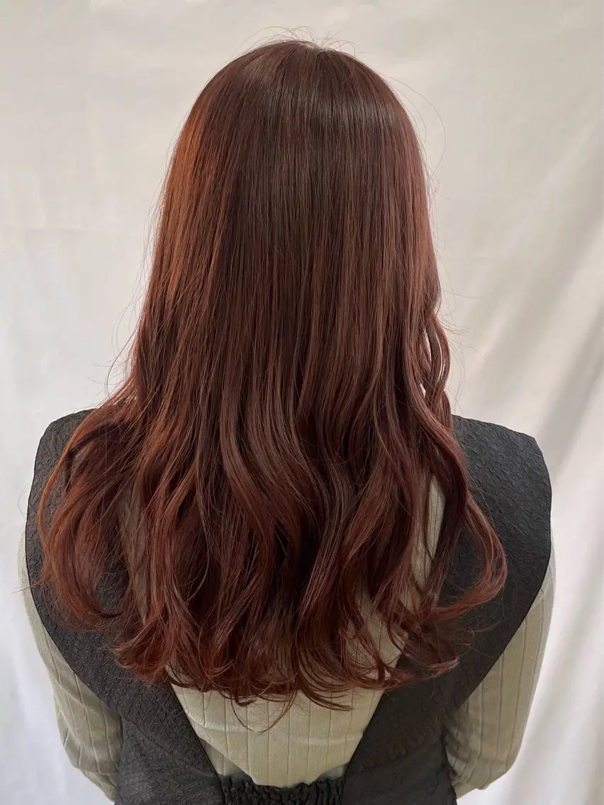 セミロング ピンクブラウン カット ヘアカラー トリートメント 富永 美玖のヘアスタイル