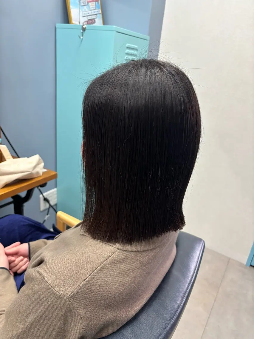 ミディアム カット 縮毛矯正 つばた みゆ🦋のヘアスタイル