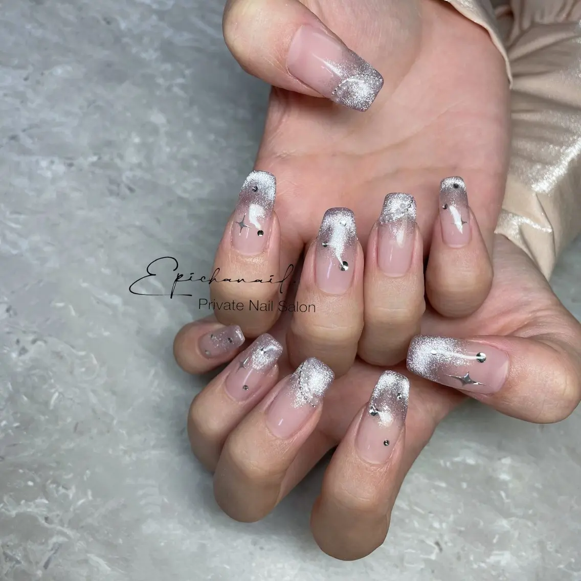 ネイル フレンチネイル マグネットネイル マグネットフレンチ EPICHA NAILのネイルデザイン