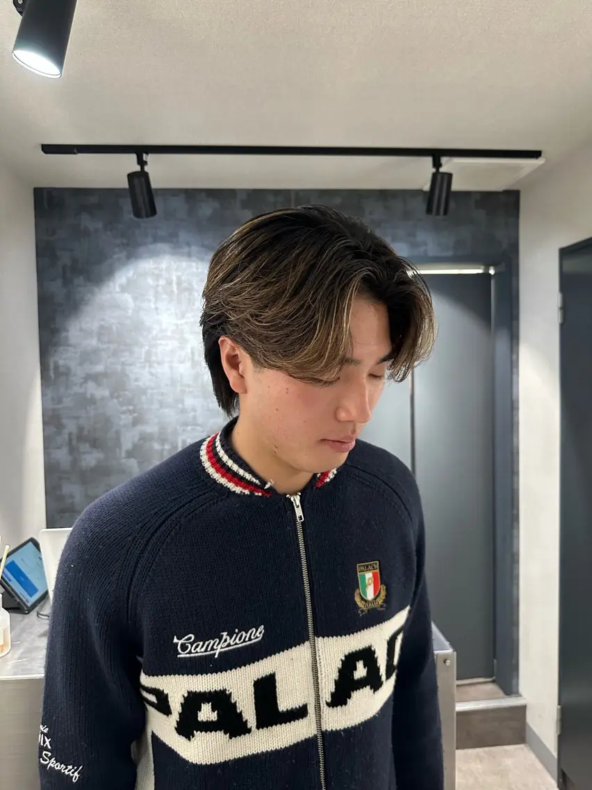 ミディアム メンズ ミディアムパーマ センターパート メンズパーマ 💈原宿指名No.1 センターパート💈のヘアスタイル