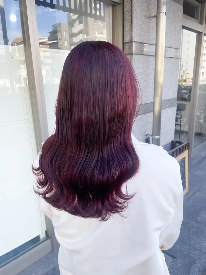 セミロング カラー ボルドーカラー ピンクカラー ヘアカラー トリートメント イワタ マハ/ minim hairのヘアスタイル