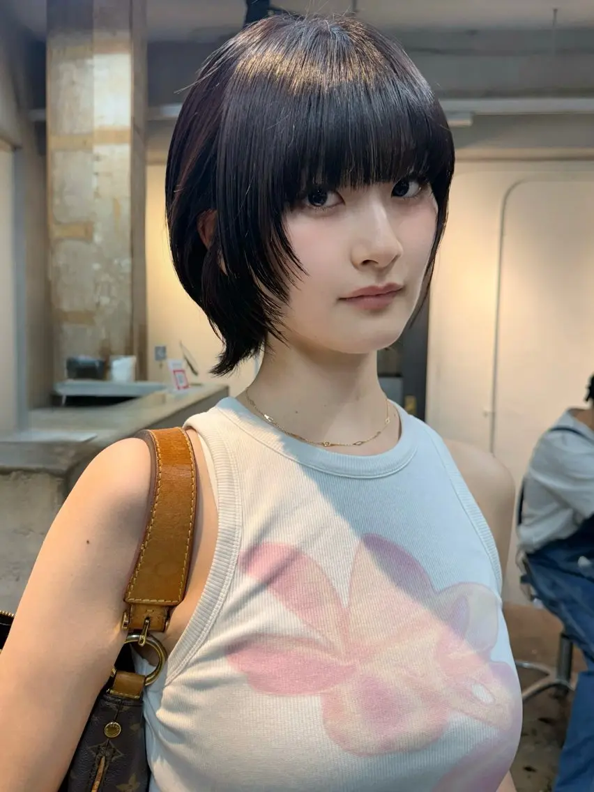 ミディアム カラー バイオレットカラー レイヤーカット ウルフカット カット ヘアカラー トリートメント 森貴裕/ニュアンス パーマ/オリーブのヘアスタイル
