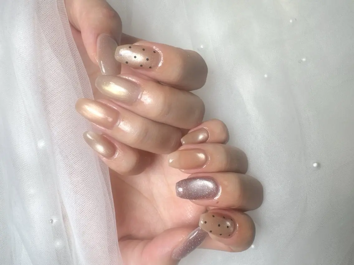 ネイル フットネイル フレンチネイル ガラスフレンチ キラキラネイル 韓国ネイル フットネイル Queeens nailのネイルデザイン