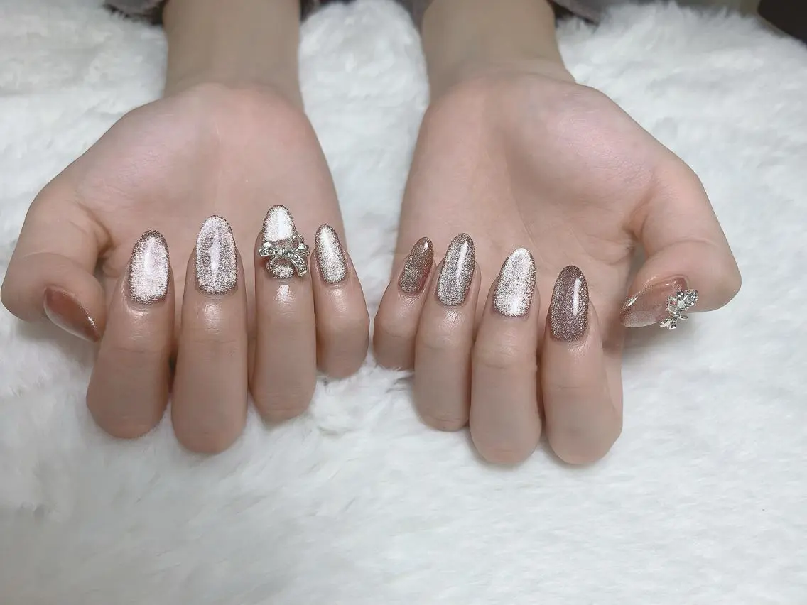 ネイル マグネットネイル リボン Flora Nail 【フローラ ネイル】のネイルデザイン