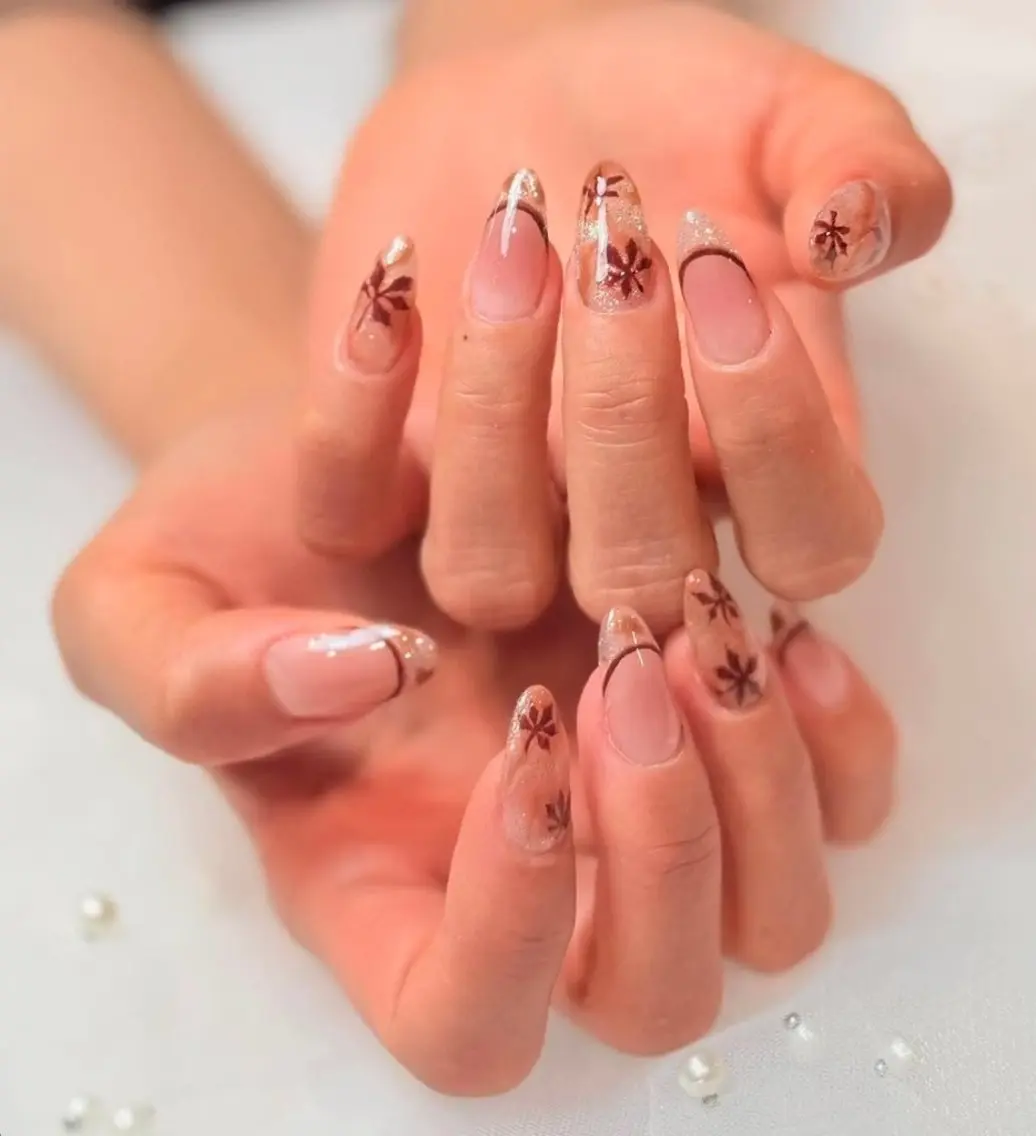 ネイル オーロラネイル 氷ネイル・うるうるネイル 韓国ネイル 水色 夏ネイル ハンドネイル kirakime nailのネイルデザイン