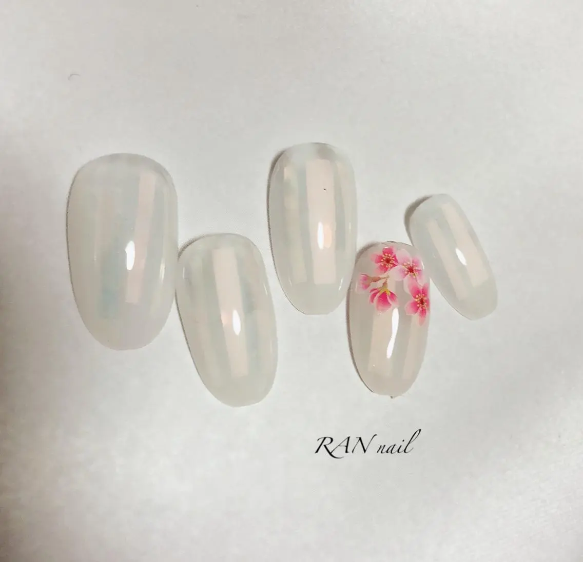 ネイル オーロラネイル 桜ネイル フットネイル オフィスネイル 春ネイル RAN nailのネイルデザイン