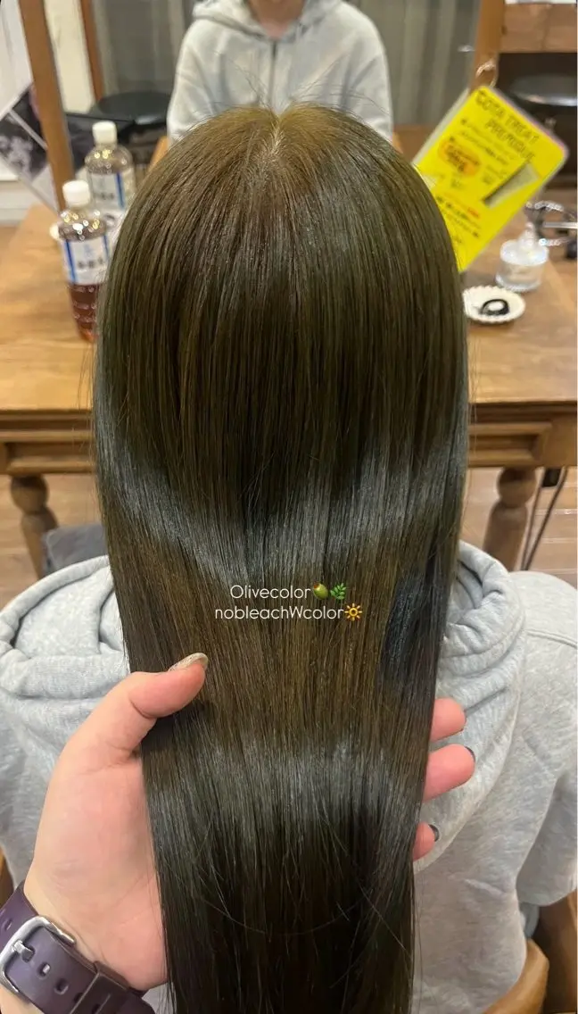 カラー 🌿たかはし ゆいな 🌿のヘアスタイル