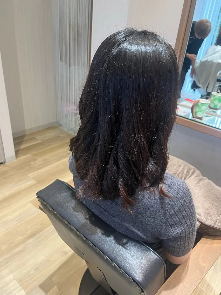 ロング カット パーマ 樋口 莉奈のヘアスタイル