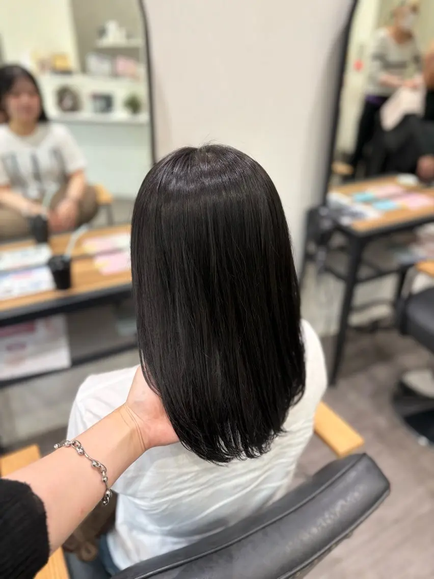 ミディアム カラー nijika/ カラーリスト🫧のヘアスタイル