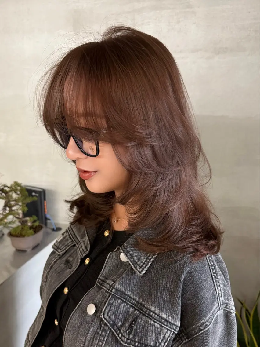 ミディアム カラー カット ヘアカラー トリートメント いとう まいこのヘアスタイル