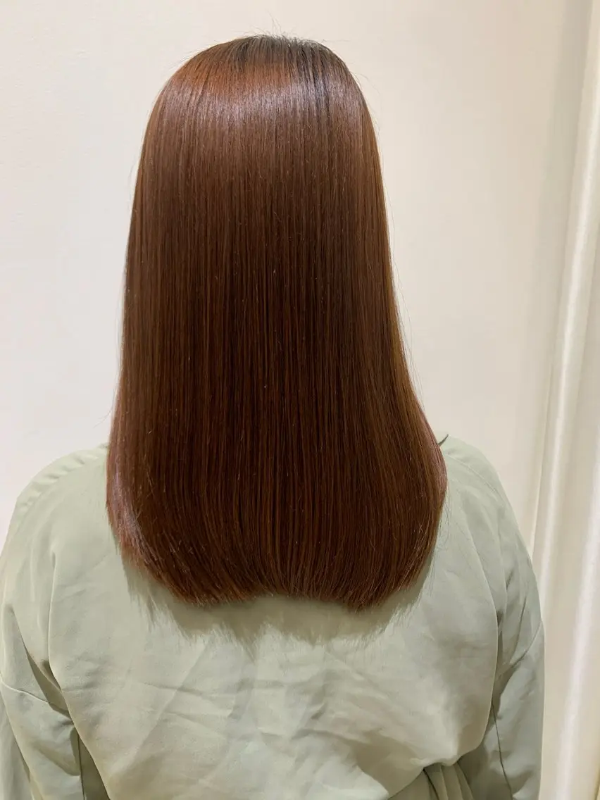 ミディアム 縮毛矯正 吉田 詩穂のヘアスタイル