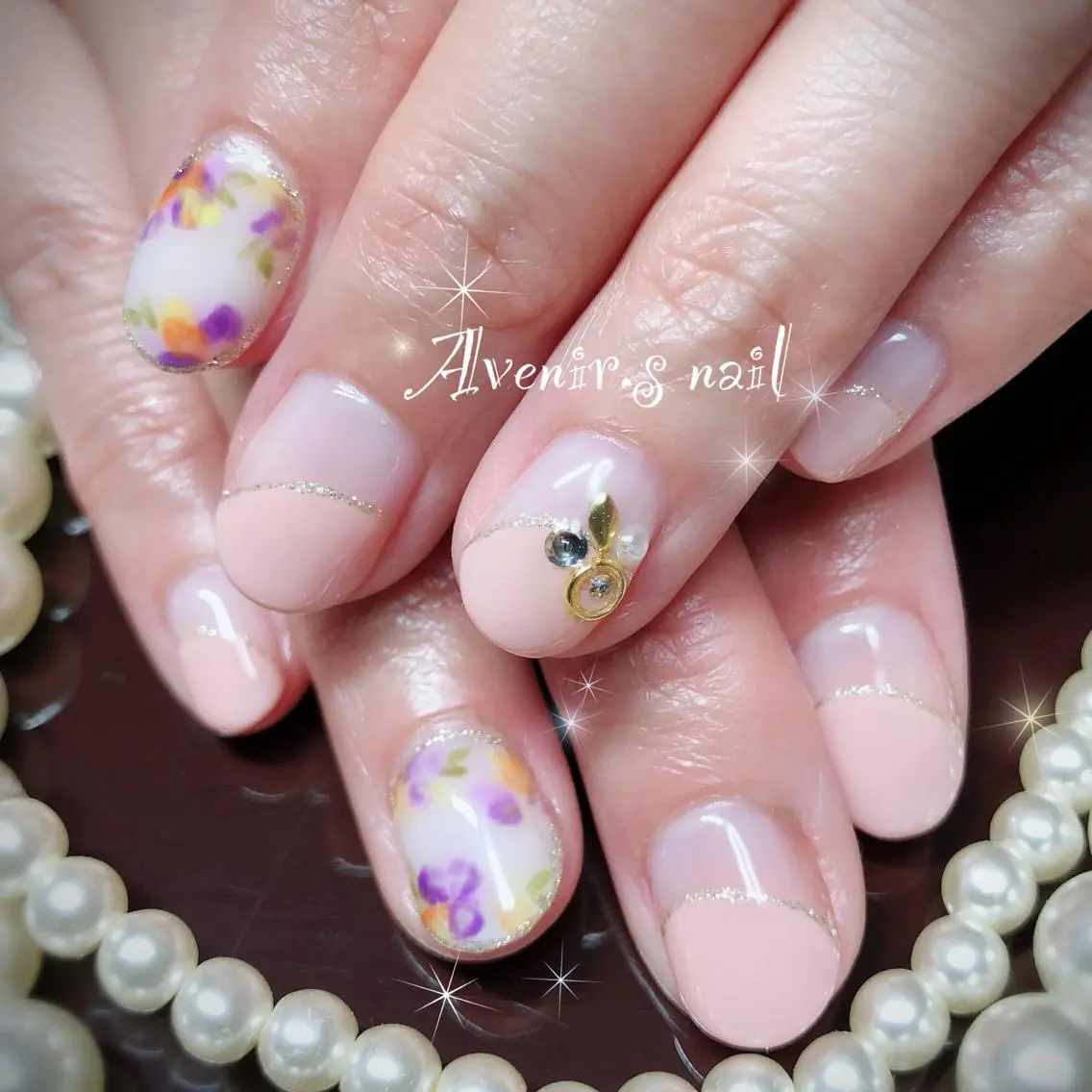ネイル アートネイル フラワーネイル フレンチネイル Home Salon Avenir.のネイルデザイン