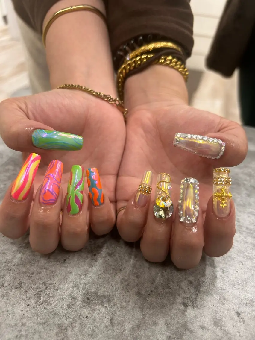 ネイル Y aikaのネイルデザイン