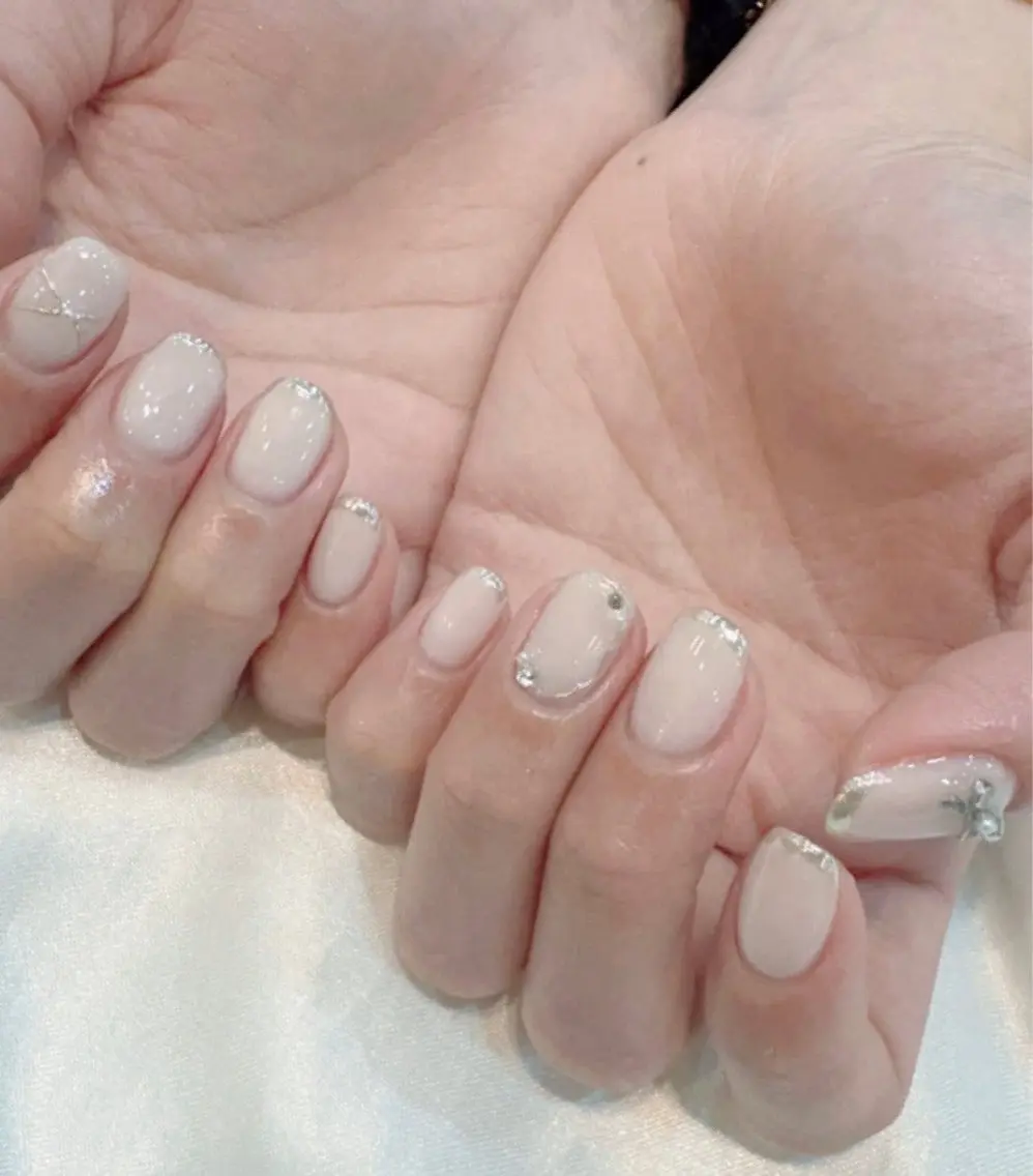 ネイル アートネイル 成人式 ジェルネイル ニュアンスネイル ネイルチップ Kora Nailのネイルデザイン
