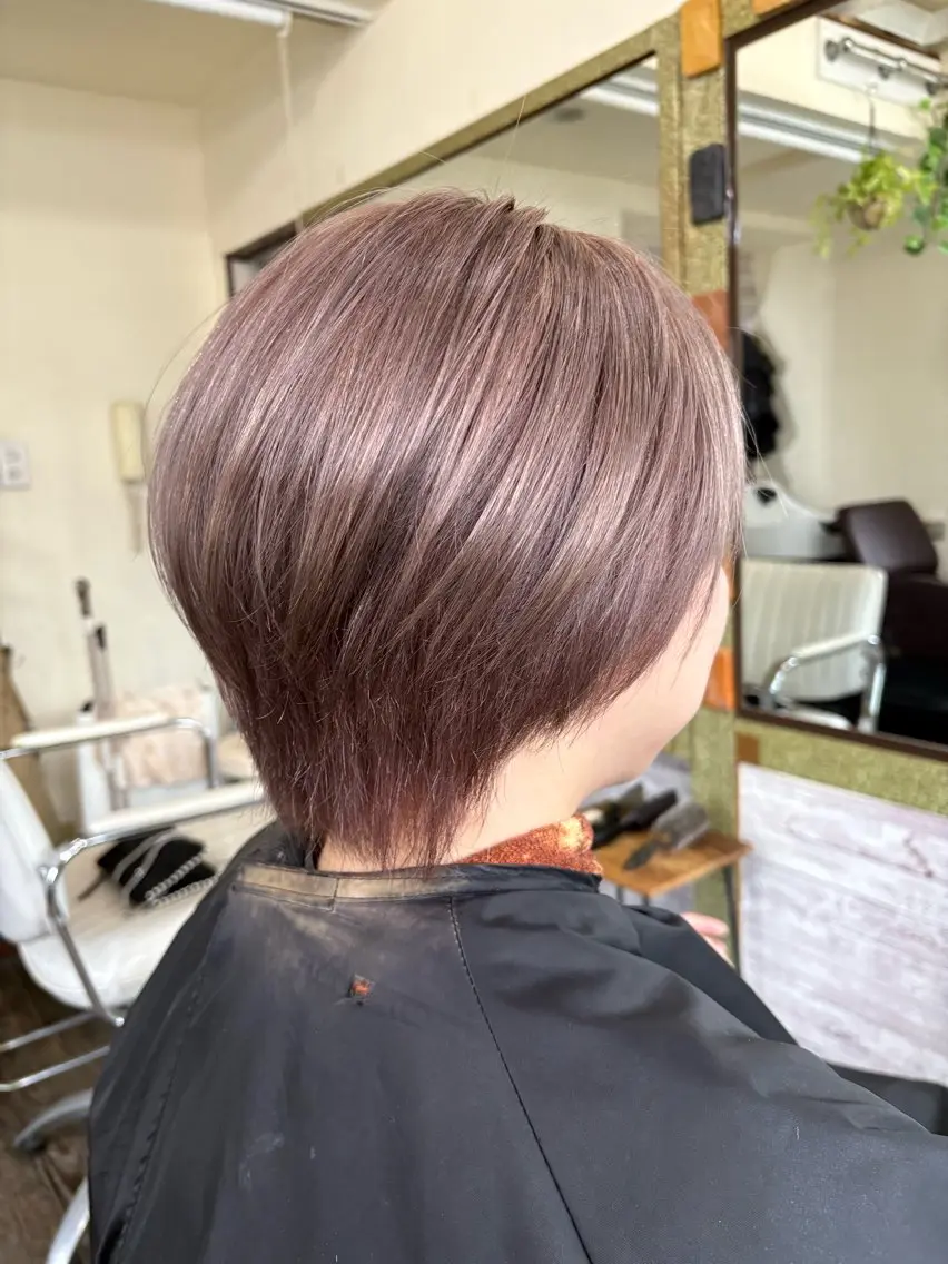 ショート カラー ヘアカラー 渡辺 健太のヘアスタイル