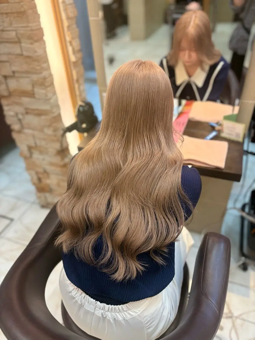 ロング カラー ヘアカラー トリートメント 🎀透明感カラー 🎀ナズナのヘアスタイル