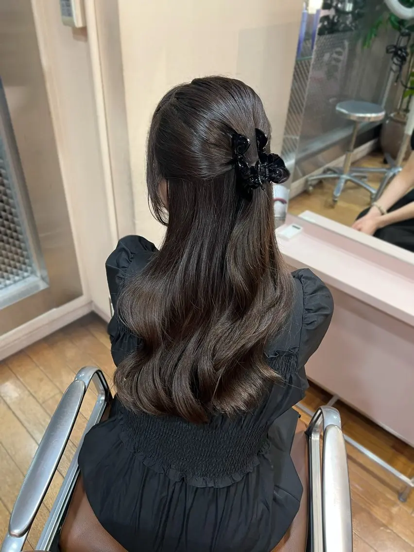 ロング 'AXIS 栄 Konomiのヘアスタイル