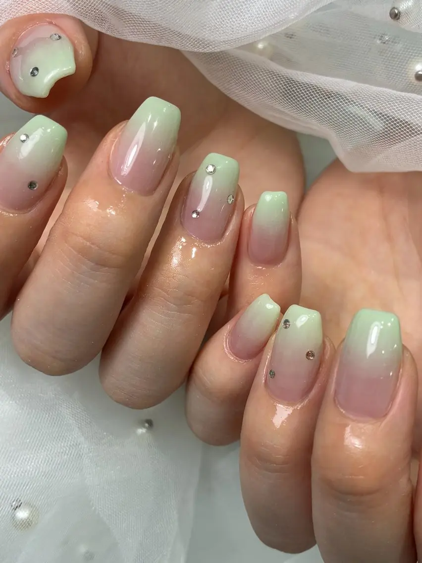 ネイル DL•BEAUTY / AKANEのネイルデザイン