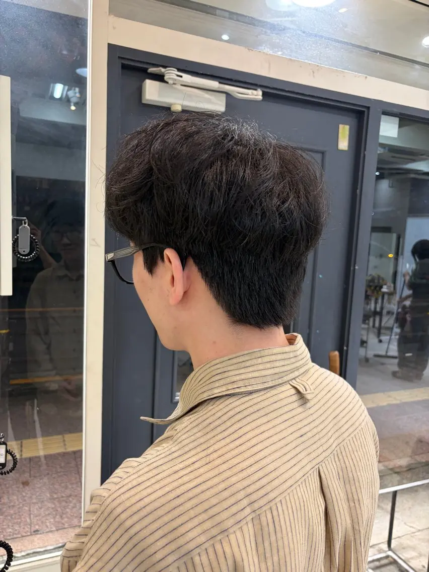 メンズ 刈り上げ カット ヘッドスパ 黒崎 大地のヘアスタイル