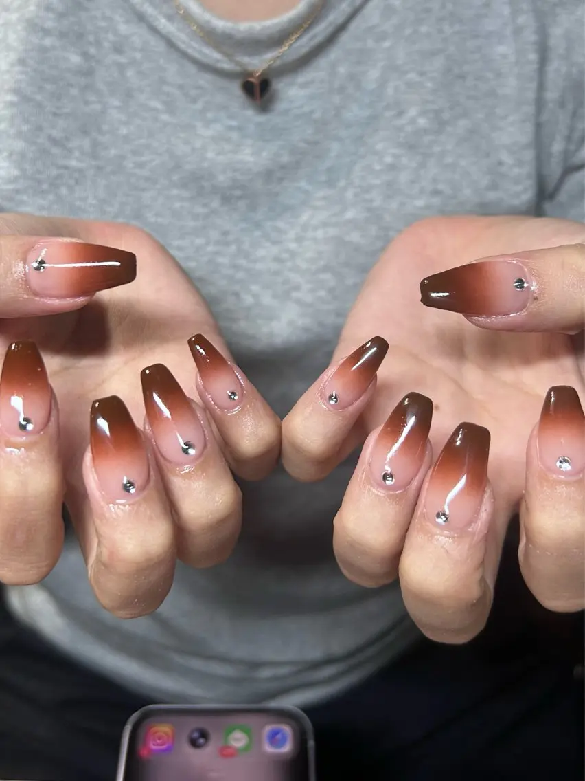 ネイル ハンドネイル IROHA NAIL 愛音のネイルデザイン