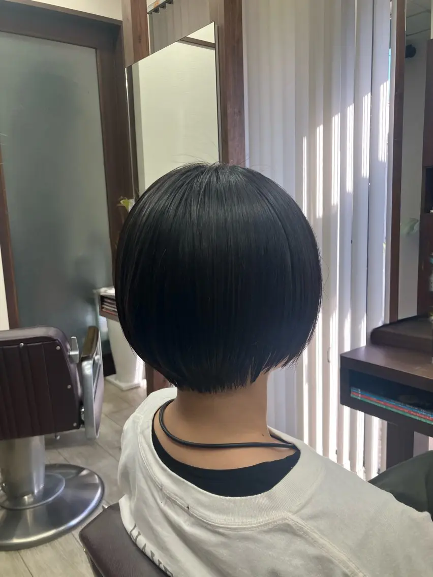 大人女性に人気◎似合わせカット＋潤いトリートメントの写真
