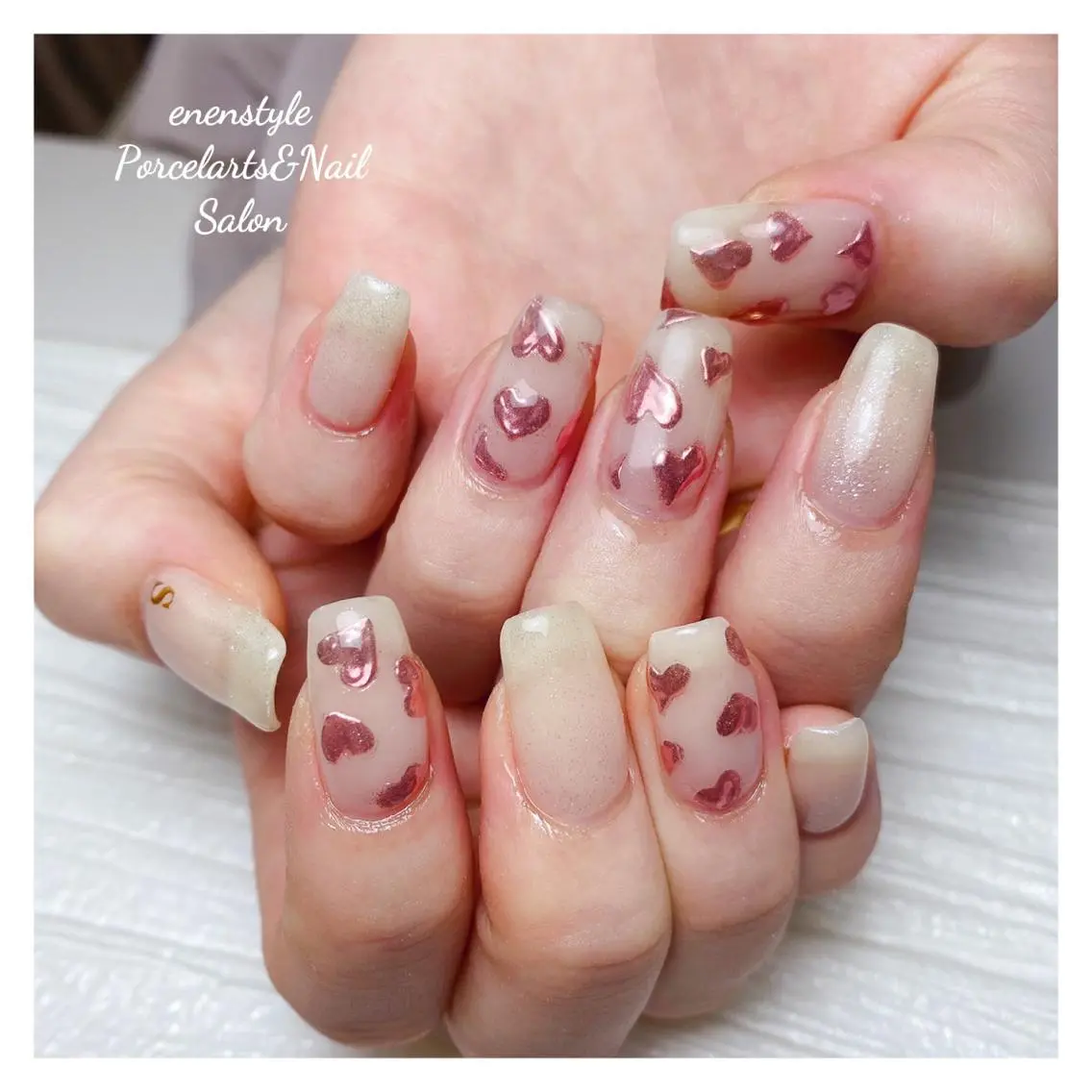 ミディアム ネイル 🐾enen style 🐾のネイルデザイン