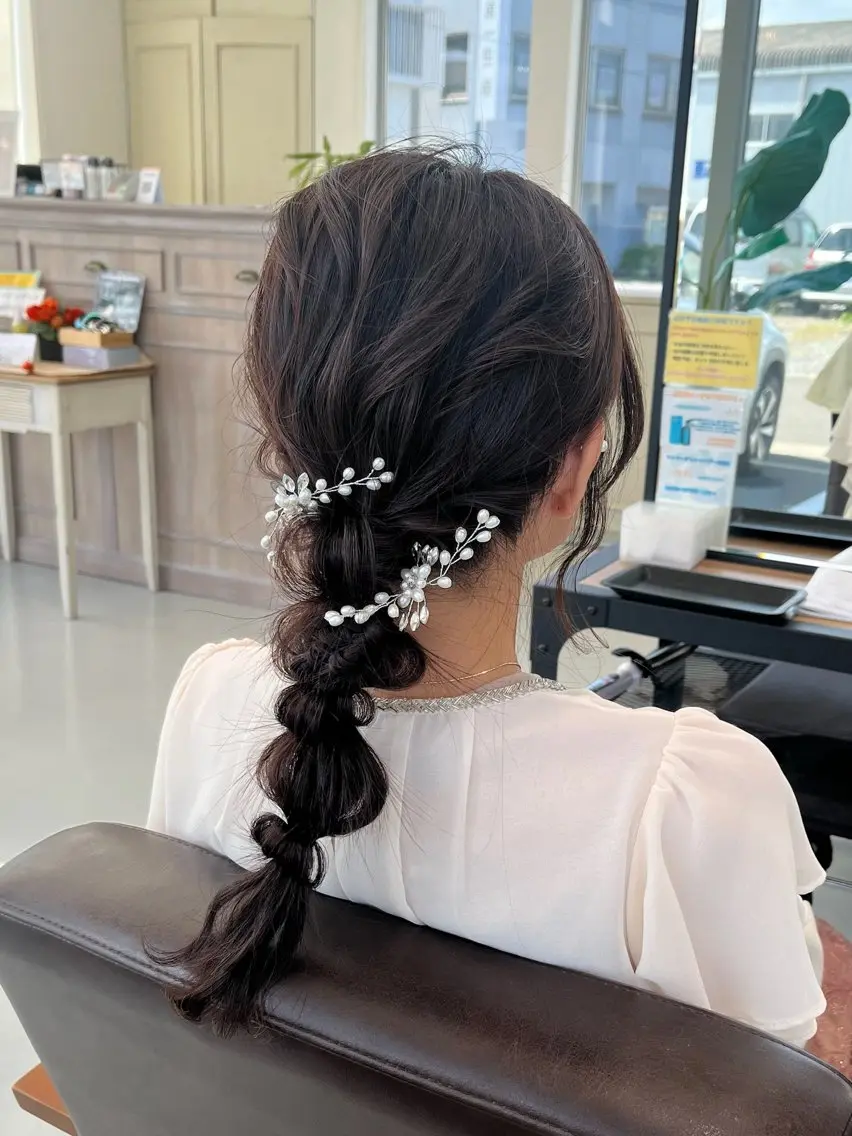 【結婚式 • 入学式🩰】お呼ばれヘアღ .:*の写真