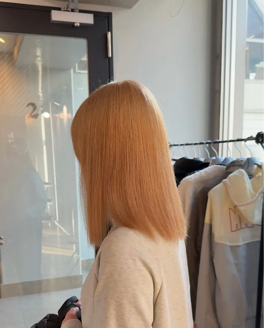 セミロング カラー ブロンド ピンクカラー ヘアカラー トリートメント 【🥀履歴修正🥀】 ハイトーン職人/拓真のヘアスタイル