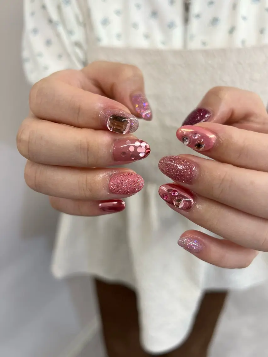 ネイル ジェルネイル 韓国ネイル マグネットネイル ミラーネイル ニュアンスネイル Bana_ Nailのネイルデザイン