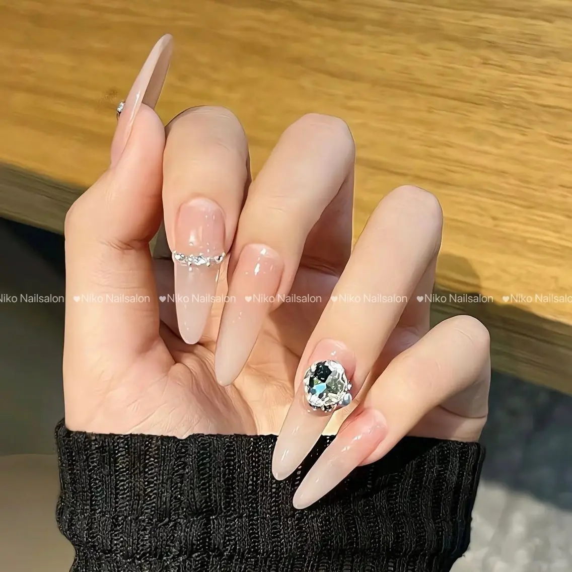ネイル チークネイル 長さ出し フットネイル フレンチネイル ジェルネイル Niko Nail salon 銀座本店のネイルデザイン