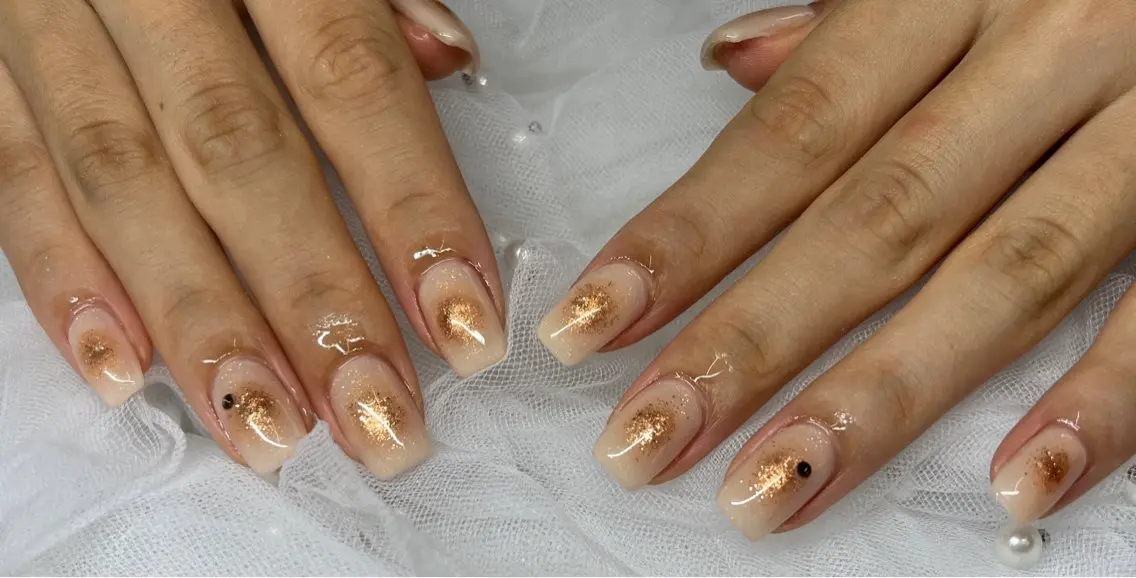 ネイル チークネイル Ran Nailのネイルデザイン