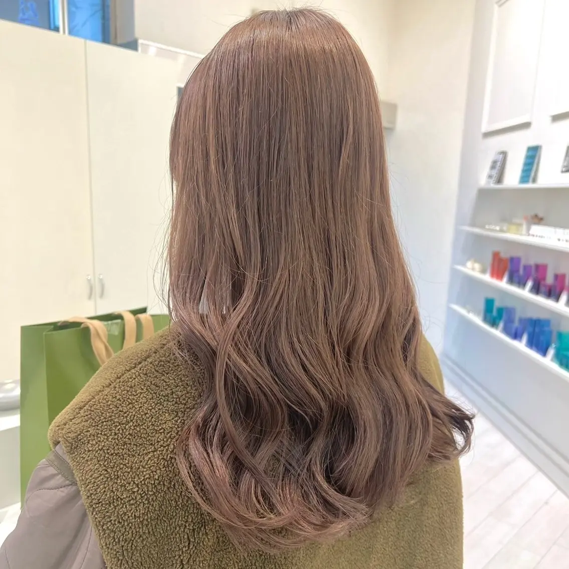 カラー ベージュカラー Parve Mix / 根本 梨湖🫧のヘアスタイル