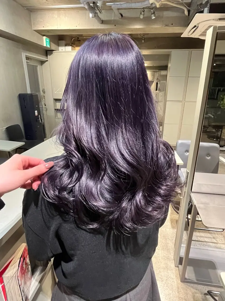 セミロング 愛瑠奈 erunaのヘアスタイル